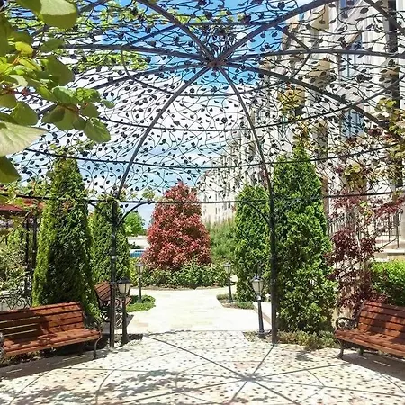 Cosher Gardenia Palace 6