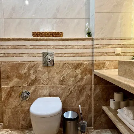 Cosher Gardenia Palace 6 *