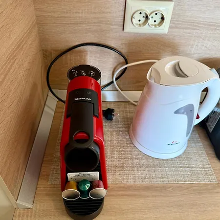 Cosher Gardenia Palace 6 Free Parking Apartman *