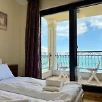 Cosher Gardenia Palace 6 Free Parking